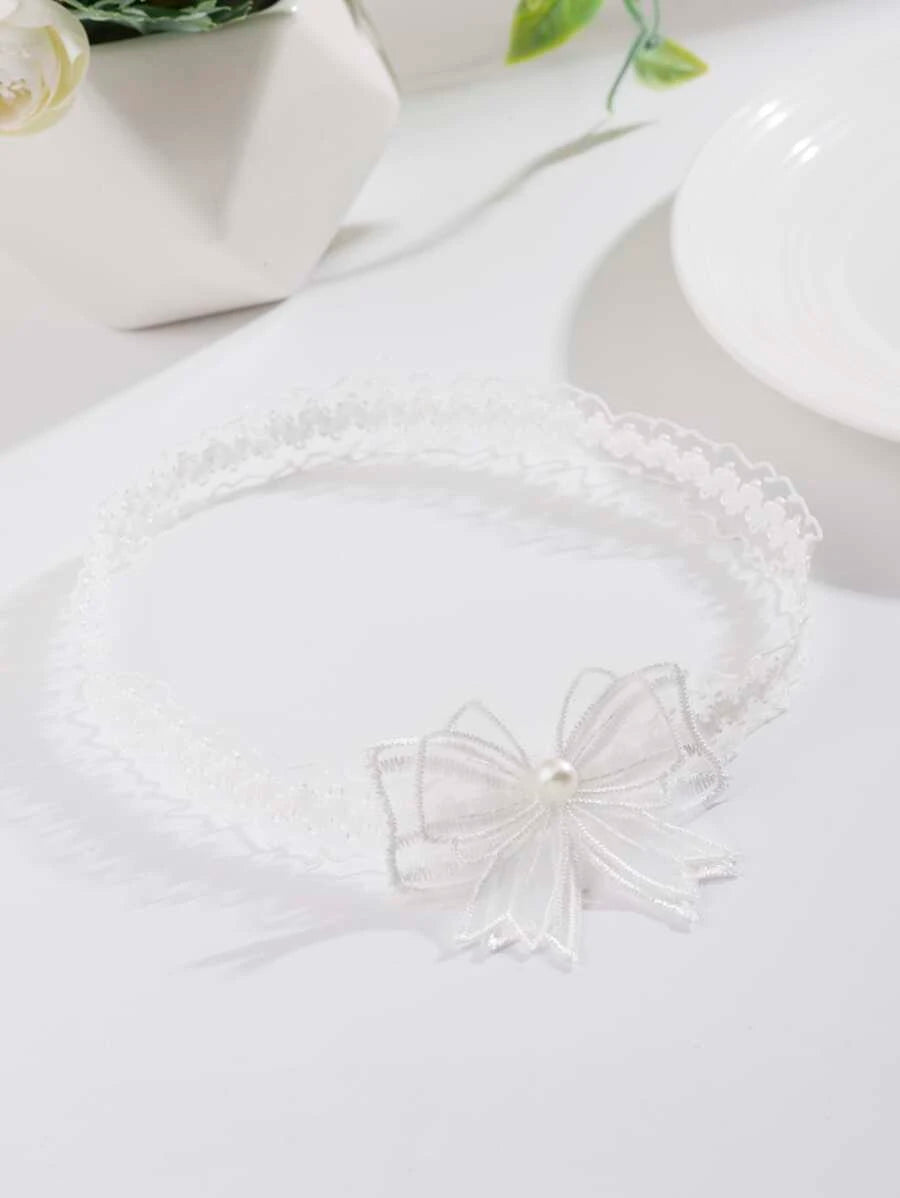 Pearly White Bow- Bridal Garter